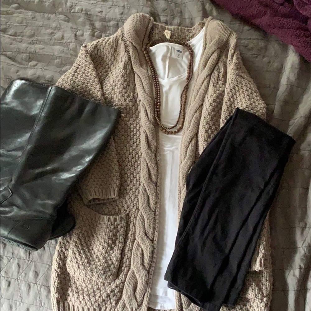 Cable knit cardigan